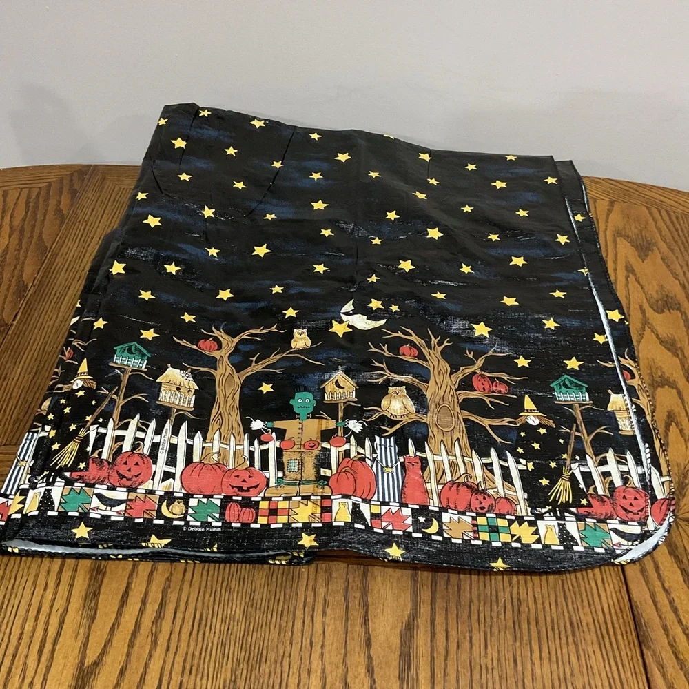 Debbie Mumm Spooky Halloween Tablecloth with Pumpkins 🎃 Cats 🐈‍⬛ Owls 🦉Stars
